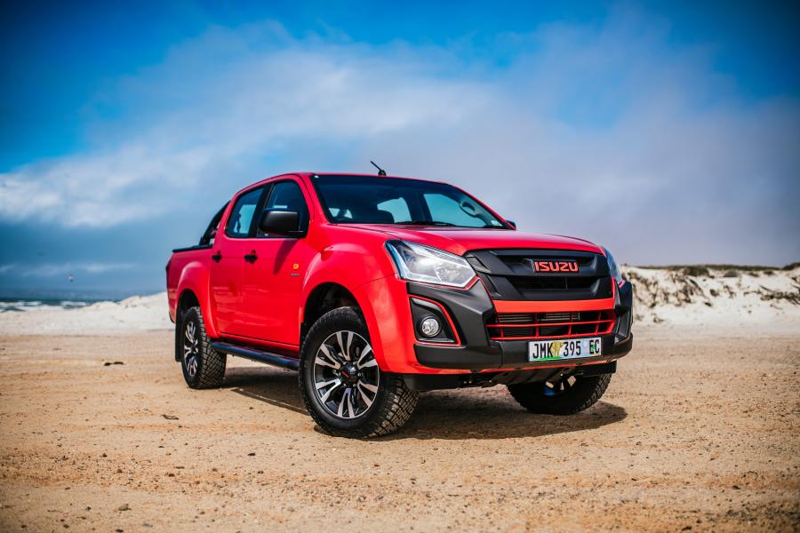  Isuzu D-Max X-Rider Double Cab 2018 года  (ZA) (фото 12 из 32)